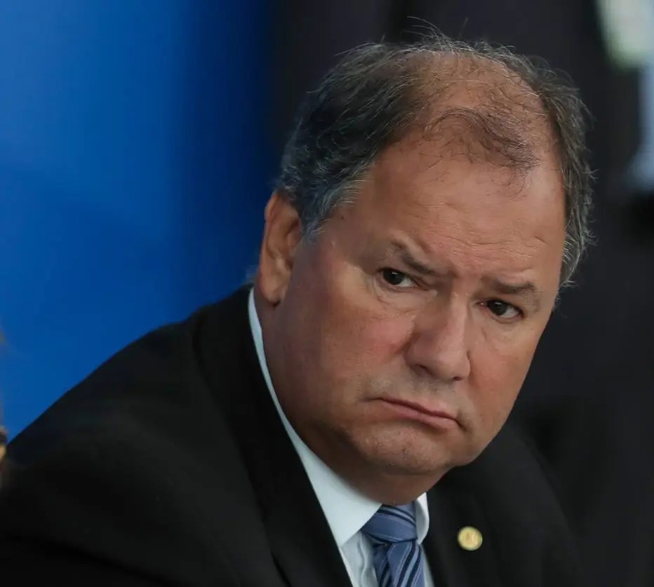 Moreira diz que Bolsonaro não pode ‘usar políticas de governo’ para cobrar apoio